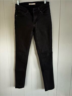 Levi's 711 Black Women's Skinny Jeans